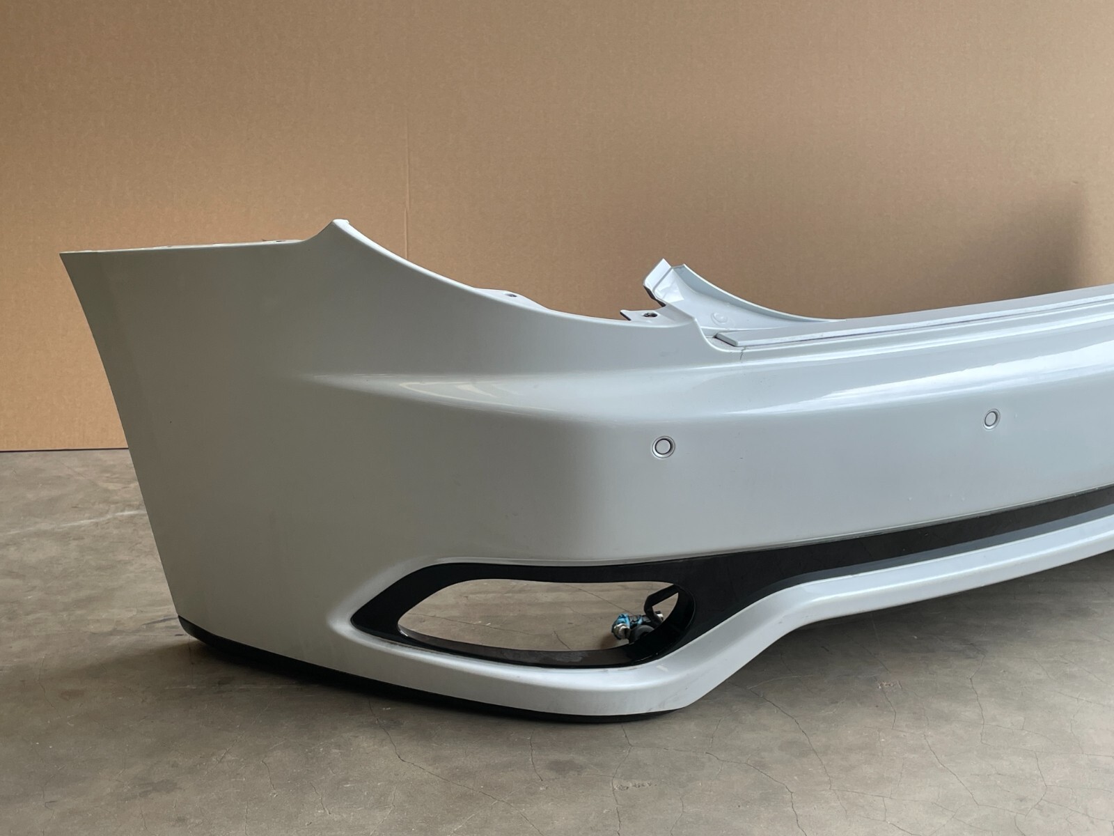 13 14 M145 Maserati Granturismo Sport Rear Bumper Complete *NOTE 1458 OEM