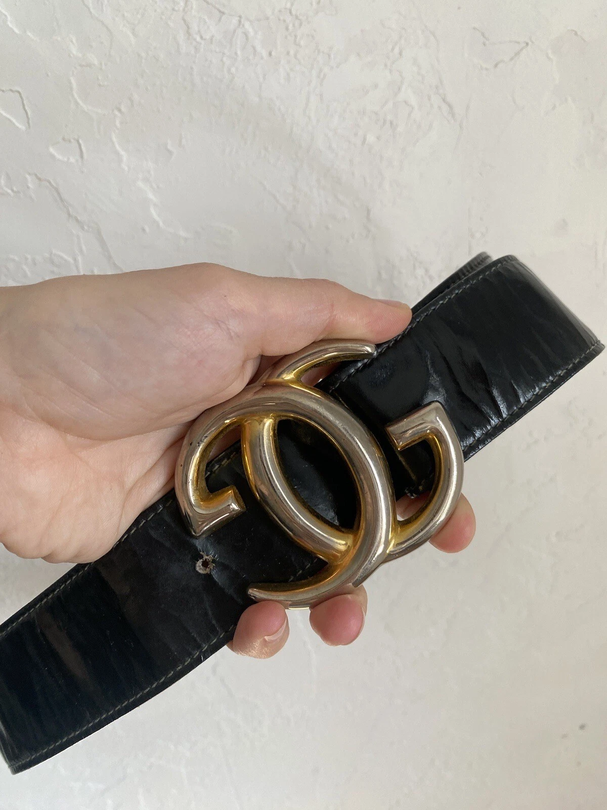 Boucle vintage Gucci or double logo G ceinture cuir noir