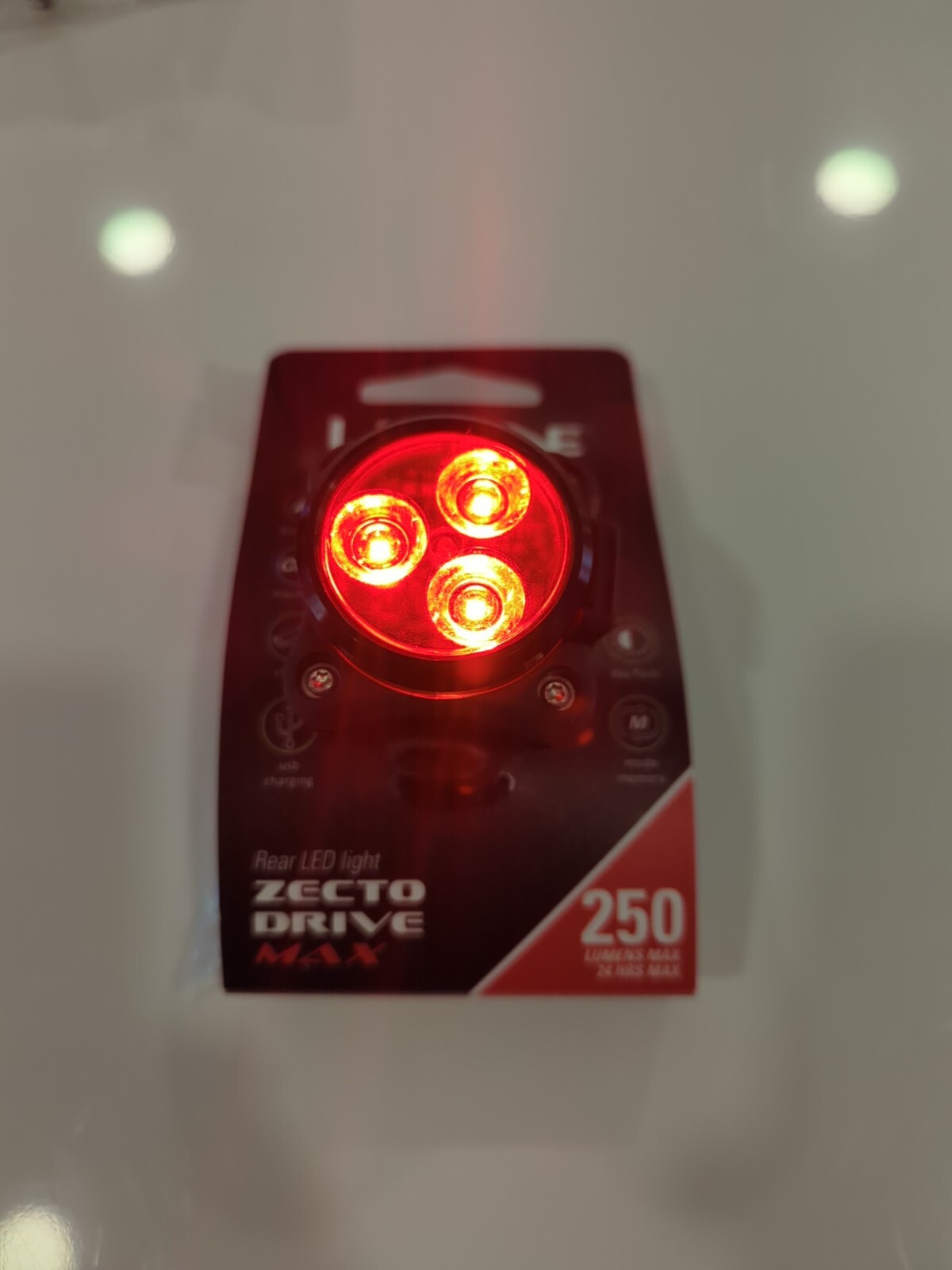 Lezyne Zecto Drive Max Rear 250 Lumen Bicycle Light 1-LED-8R-MAX-V104