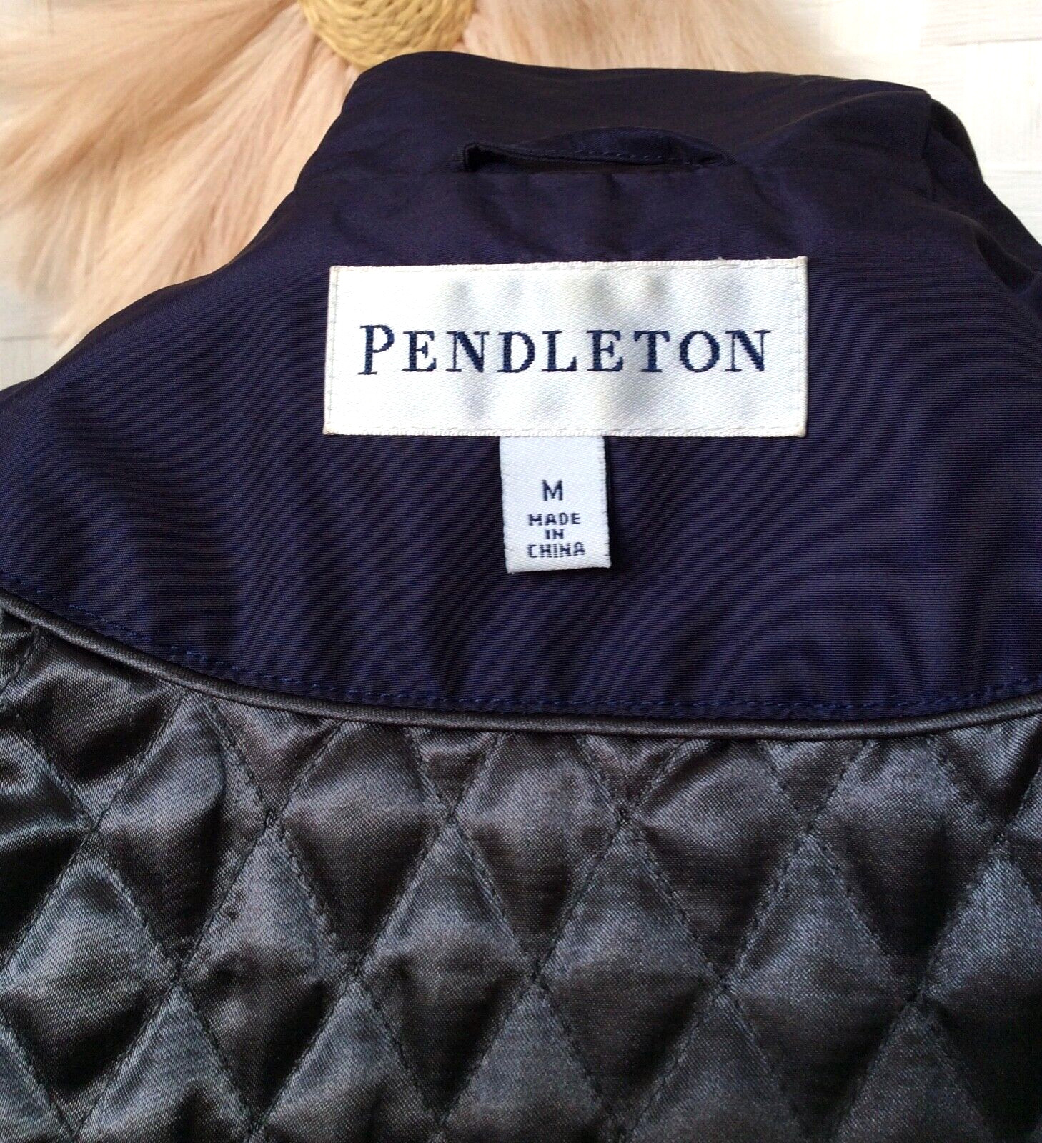 Pendleton Blue Nylon Quilted Lining Iridescent Pa… - image 15