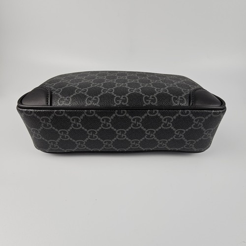 GUCCI GG Emblem Small Black Fabric Toiletry Case New & Authentic - Picture 10 of 16