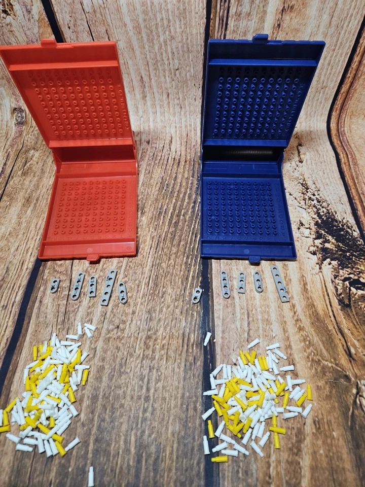 Travel Battleship by Milton Bradley 1986 COMPLETE  - Game #4419 - Vacation Game - Image 4 of 4