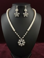 Collana Perle Ciondolo Fiore Orecchini Set Gioielli Serata Sposa Cerimonia Chic
