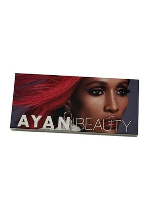 AYAN Beauty She s the Moment High End Eyeshadow and Blush Palette New in Box