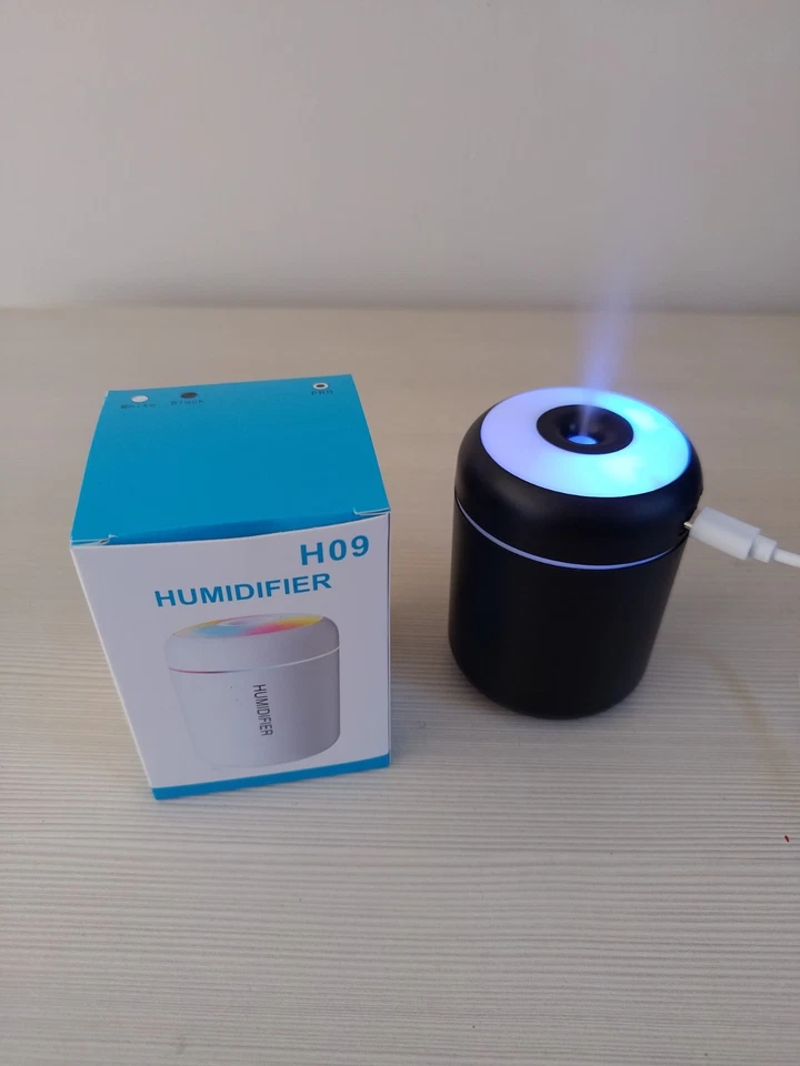 Mini Umidificatore da Scrivania Casa Ufficio Auto USB Led Nuovo - Immagine 2 di 4