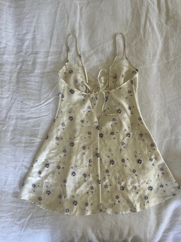 Victoria’s Secret White Slip Dress With Purple Floral Pattern & Lace Size Medium - Image 4 of 4