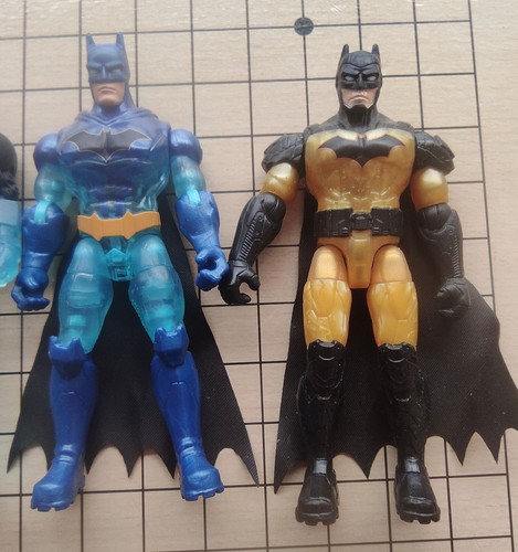 Lot of 3 DC Comics batman Collectibles BATMAN Action Figure 4" loose #S1 - Picture 6 of 12