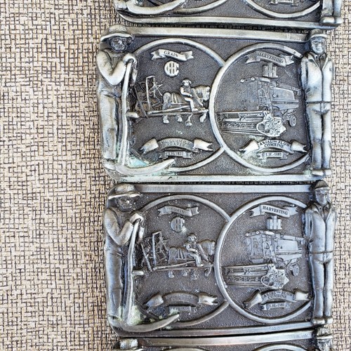 Vintage McCormick Reaper International Harvester Axial Flow Combine Belt Buckle - Picture 11 of 12