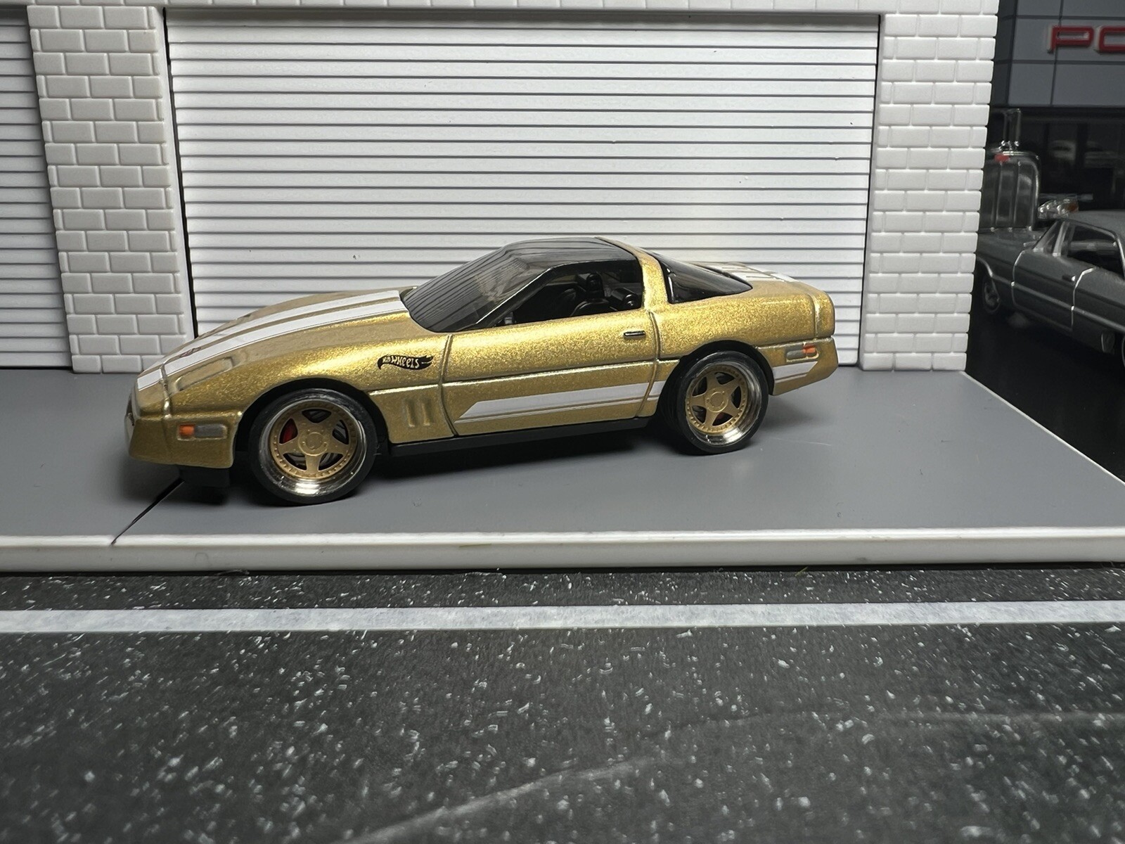 Hot Wheels  '84 Corvette Custom Wheels-image