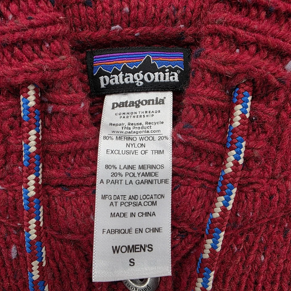 Patagonia Sweater Womens Small Red Merino Wool Hooded Button Pullover Knit - Image 3 of 4