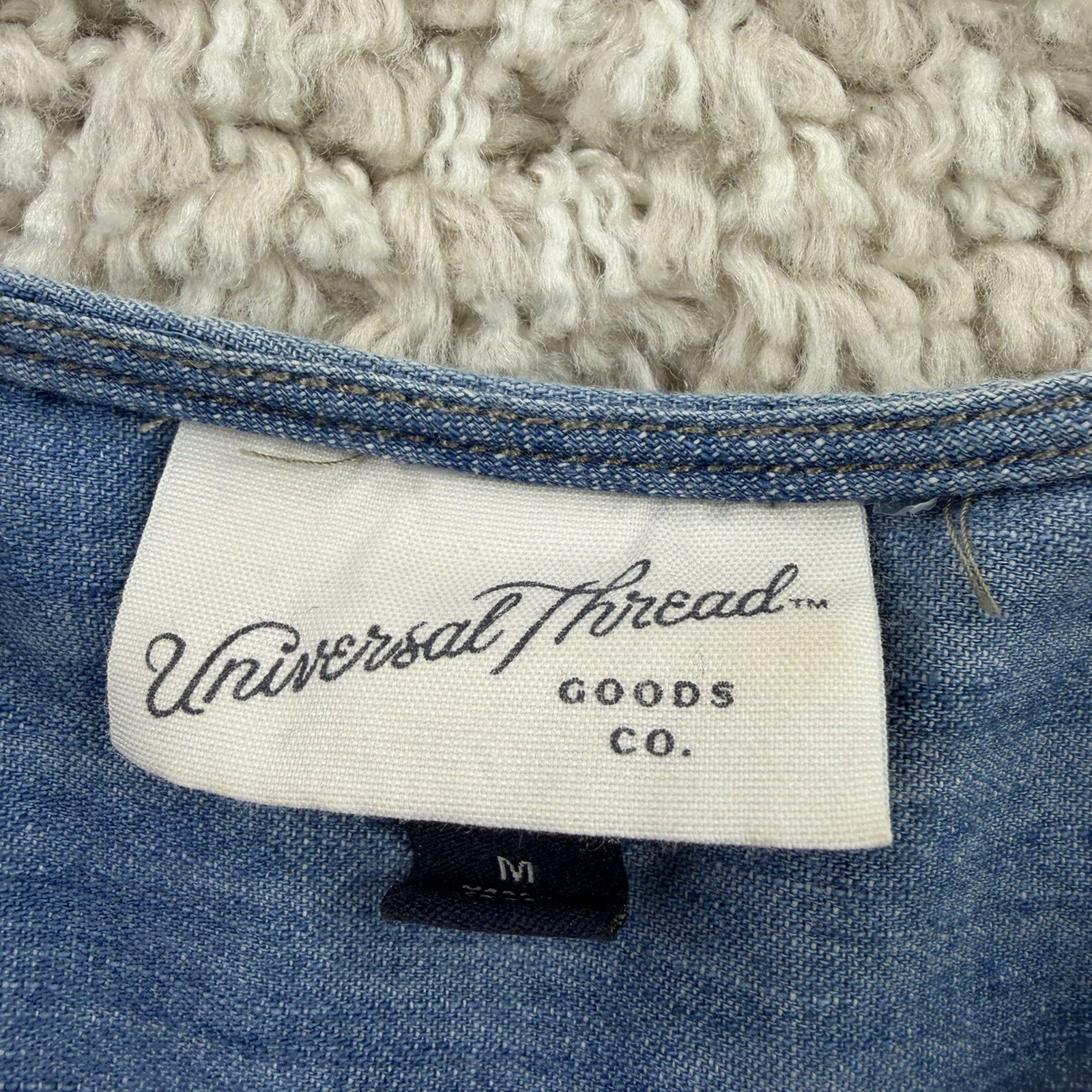 Universal Thread Chambray Denim Side Button Shift… - image 5