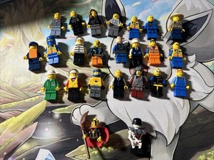 Lego Minifigure Lot Of 24 (Vintage City Workers & More)