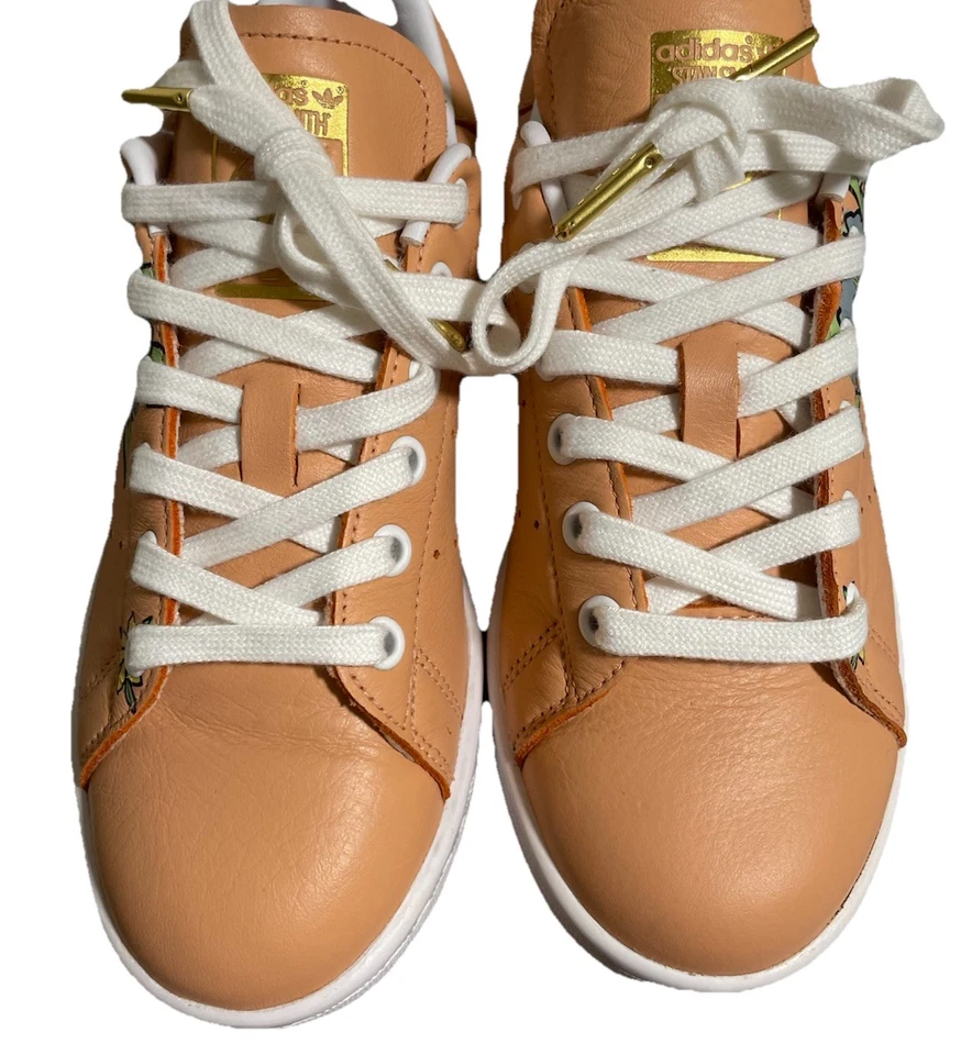 Stan Smith Primegreen Floral Adidas Women’s Size 5.5 - Image 3 of 4