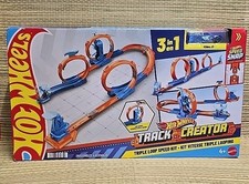Hot Wheels Toy Car Track Set, Triple Loop Pack & 1:64 Scale Vehicle,