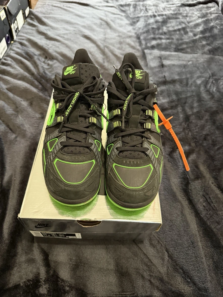 Preços baixos em Nike Air Rubber Dunk x Off-White Low Green Strike
