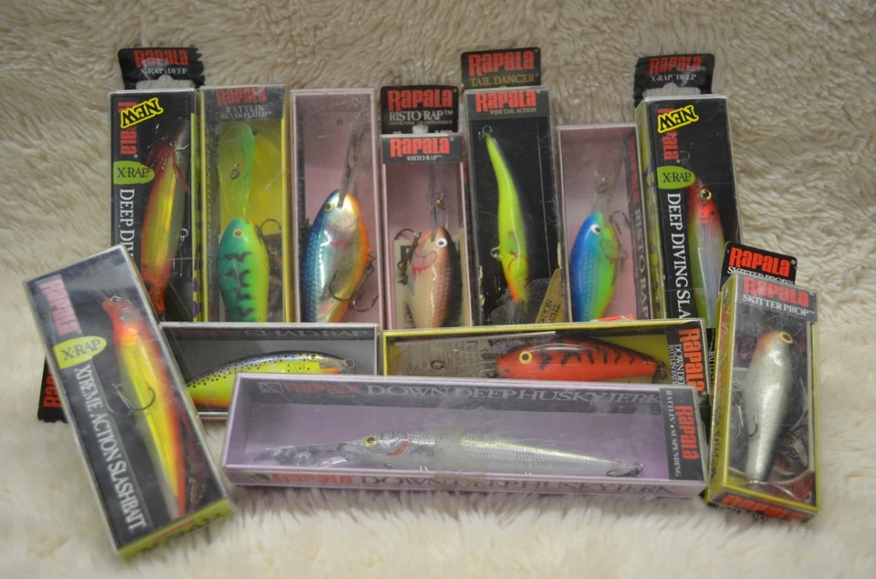 12 RAPALA Wobbler neu oder wie neu, Originale in Originalverpackung.