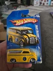 2009 Hot Wheels Dairy Delivery Redline Racing Red Line Modified Rides Yellow Van