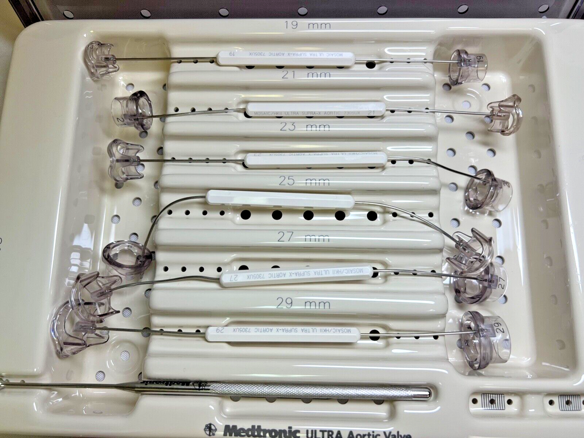 【中古】 Ｃｏｒｏｎａｒｙ　Ｉｎｔｅｒｖｅｎｔｉｏｎ １ー２/メディアルファ $_57.PNG?set_id=880000500F