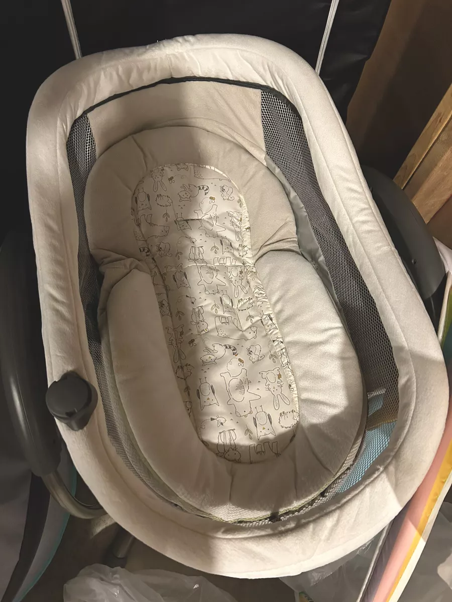 Graco swinging bassinet 2025 Graco swinging bassinet 2025