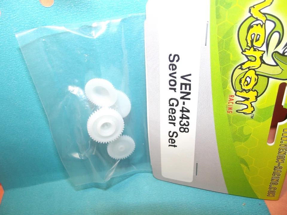Venom Servo Gear Set Mini Giant Ven-4438 - Image 4 of 4