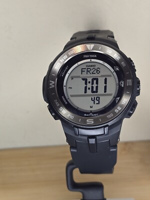 Casio PRO TREK PRG-330-1AJF ThughSolar. Very Good Conditions.