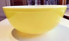 Vintage 1950s Pyrex # 404 Primary Yellow 4 QT Mixing Nesting Bowl 10.5”
