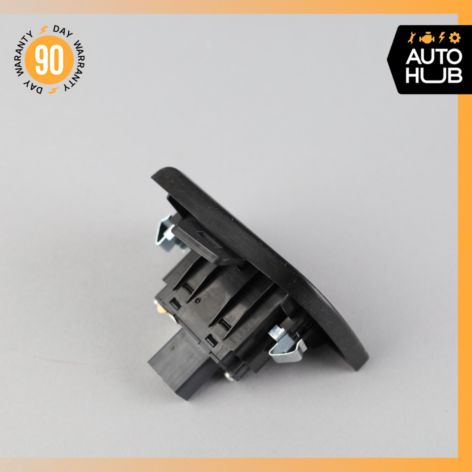 03-13 Maserati Quattroporte M139 Rear Right Side Window Switch Control OEM 74k