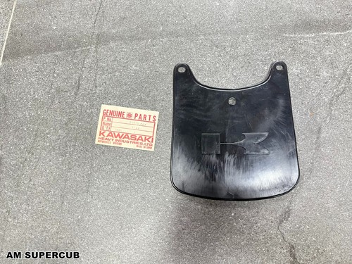NOS Kawasaki KD125 A1-A5 KD175 KE125 KE175 KH125 KS125 Parafango aletta PN 35019-007 - Foto 4 di 7