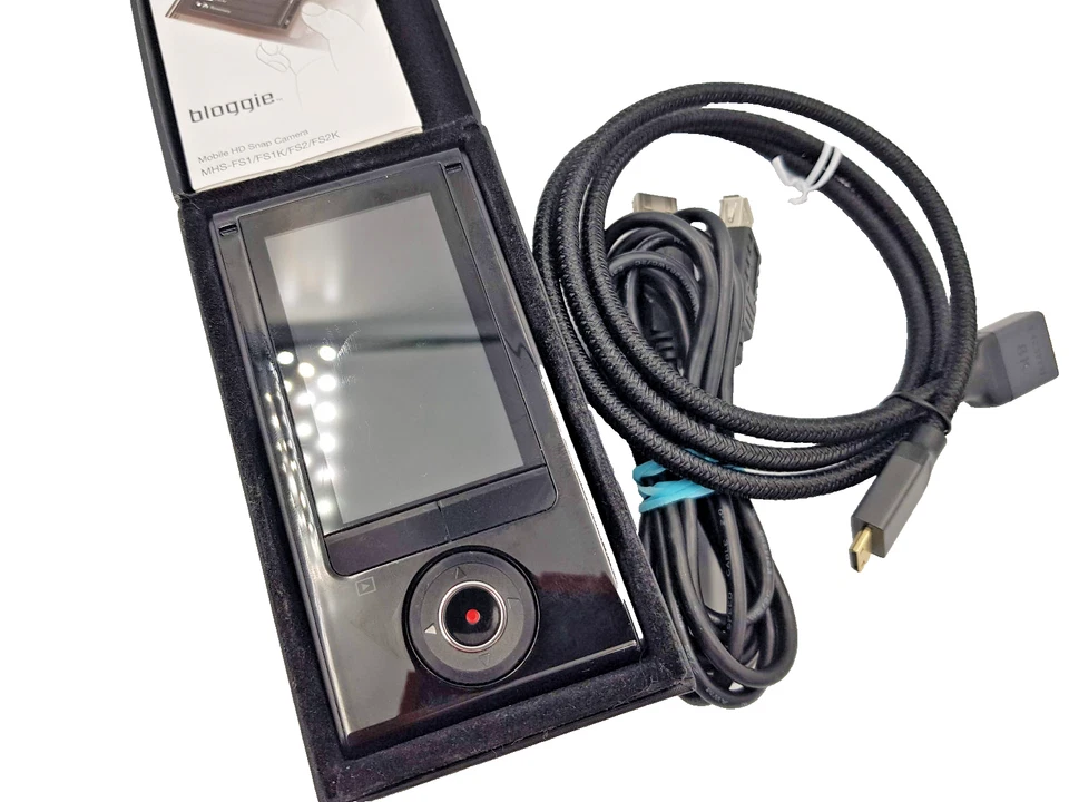 Sony Bloggie MHS-FS1 HD Digital Still Camera Video Camcorder BLACK USB 5MP - Image 4 of 4