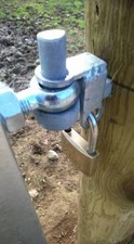 Anti theft gate bracket