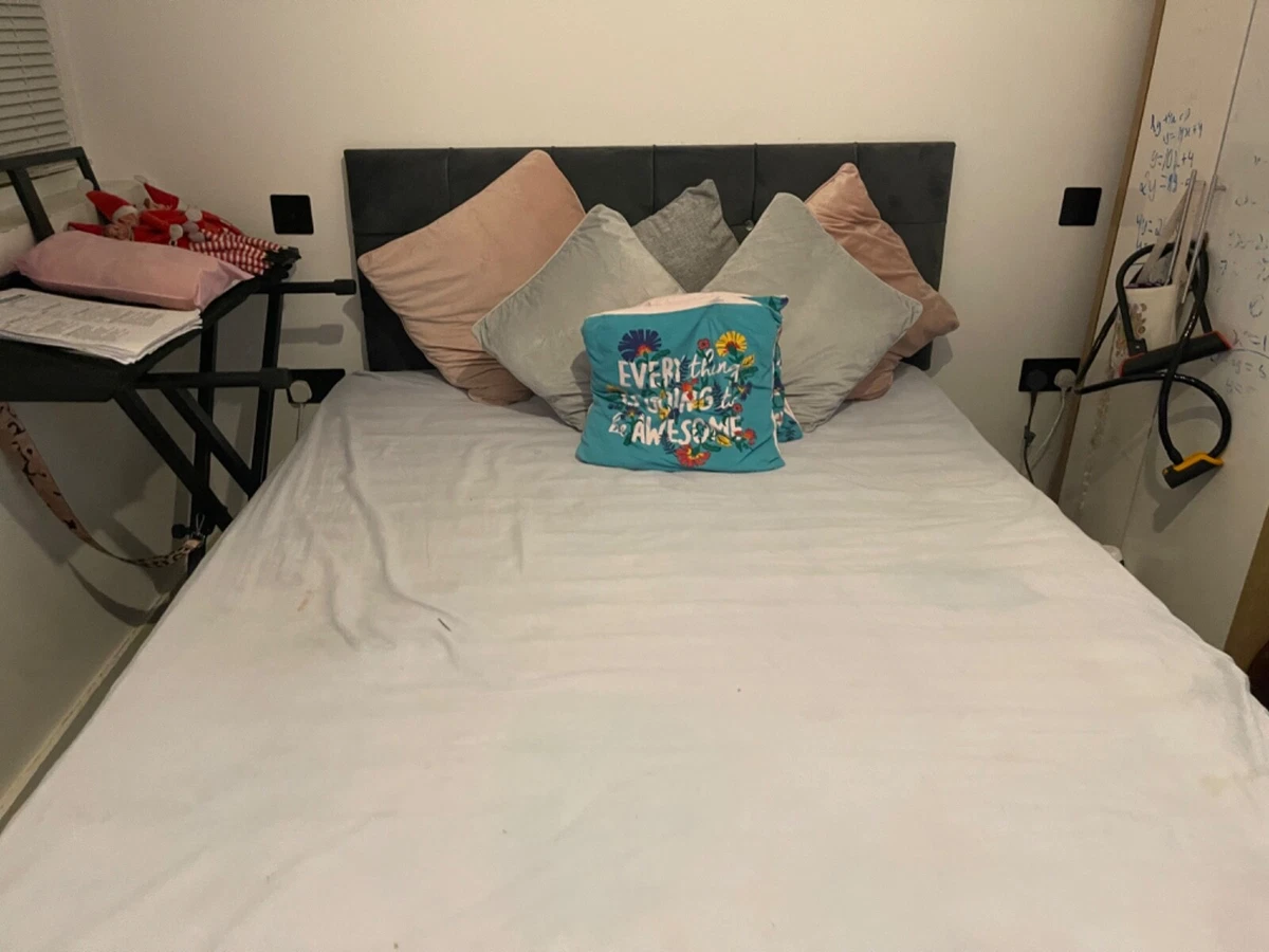 Used queen bed set deals