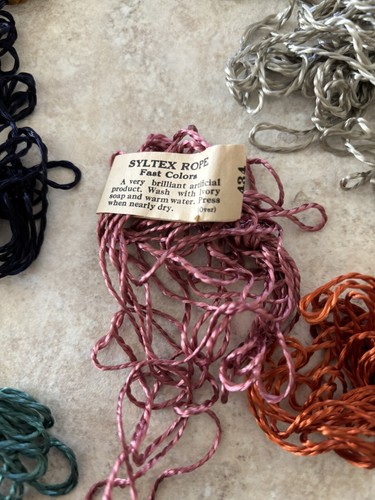 74- Vintage Belding Bros. Embroidery Floss Synthetic Silk Thread 4½ Yards Each - Picture 5 of 12