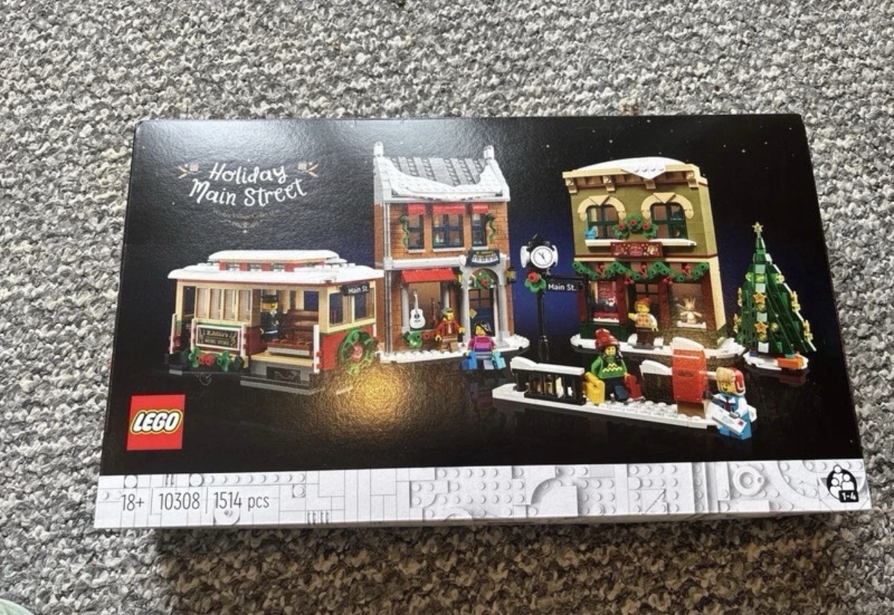 LEGO 10308 Holiday Main Street Building Set with Box and Instructions