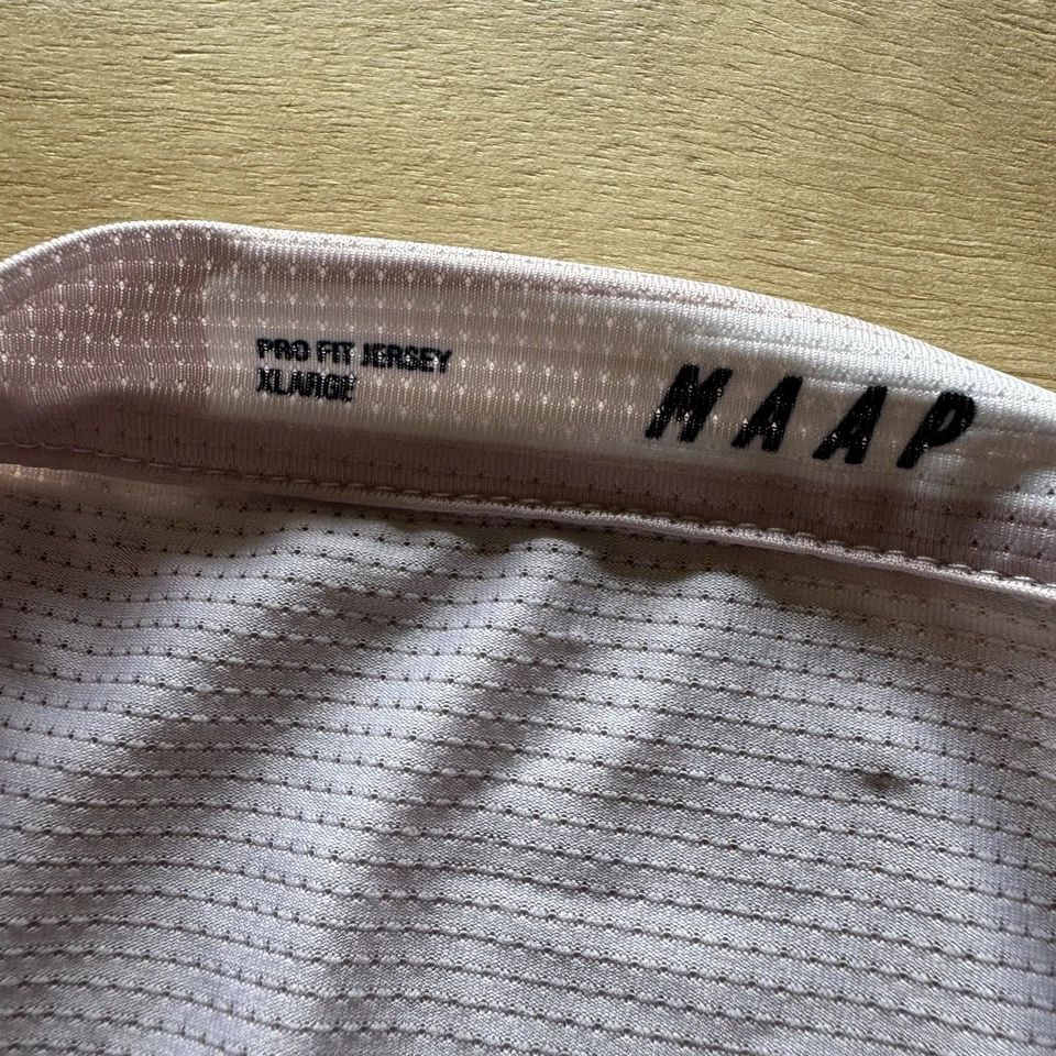 Jersey MAAP Pro Fit XL XLarge Lila Rosa Pálido Logo Hexagonal SS Cremallera Completa Ex+ Foto 2 de 4