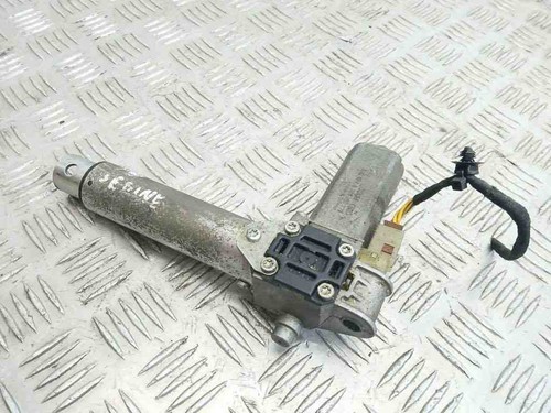 BMW 7 E65, E66, E67 Sitzsteuerungsmotor vorne rechts 8320447 2.99 31351903