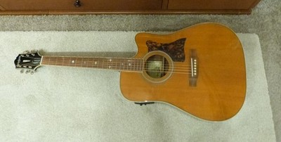 Epiphone Masterbilt DR 500 MCE / NA -  VOLL MASSIV ! -  mit Koffer