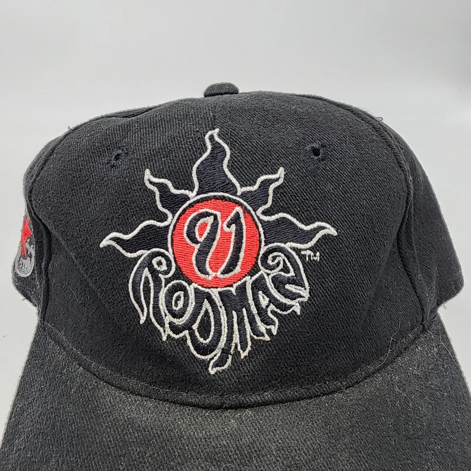 Gorra De Colección Dennis Rodman Converse Tribal Sun NBA Chicago Bulls 91 RARA Foto 2 de 4