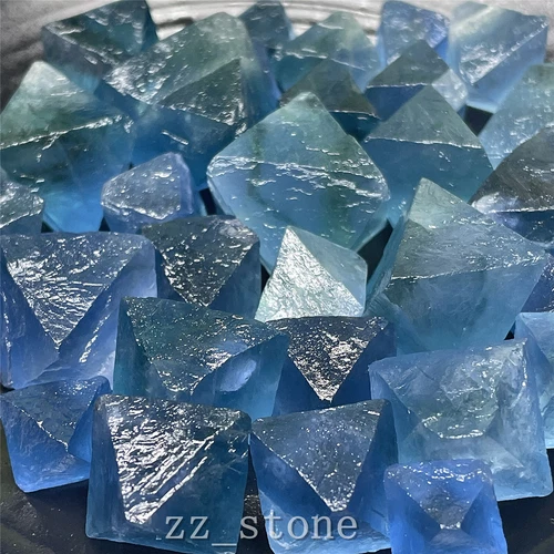 100 g tamaño mezclado fluorita azul natural octaedro cuarzo cristal mineral espécimenAA - Imagen 4 de 9