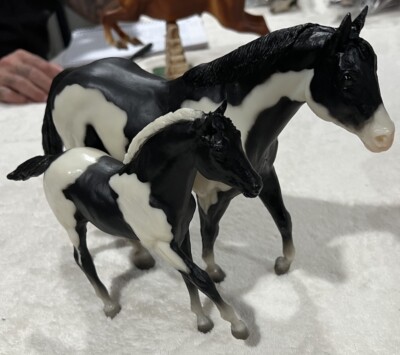 Vintage Breyer Pinto Black And White Paint Mare And Foal Set