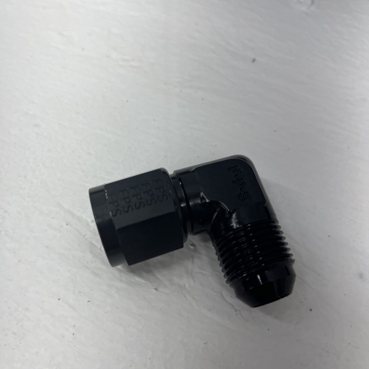 Fragola #8 Female Swivel to Male 90 Degree Fitting 498104 Fragola #8 Female Swivel to Male 90 Degree Fitting 498104