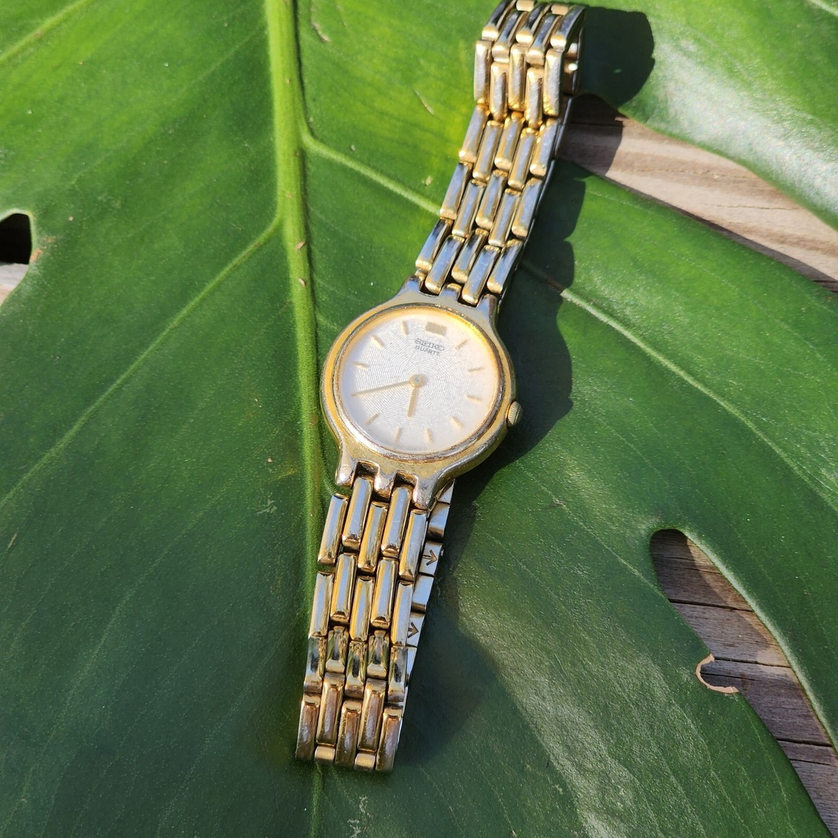 453【美品】SEIKO 時計　ラウンド　ゴールド　新品バンド　レディース Ladies Vintage Seiko Rainbow Dress Gold Tone Manual Wind Up