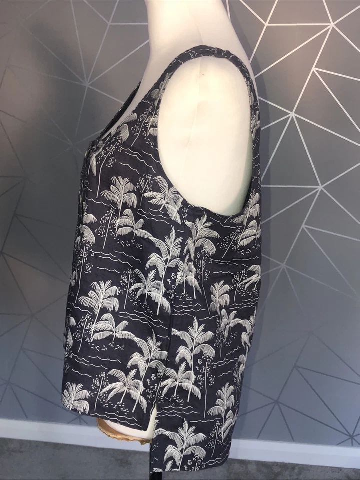 BNWT Women's C&C California 100% Linen Navy Tank Top Shirt  - M 10 12 - Holiday - Image 4 of 4