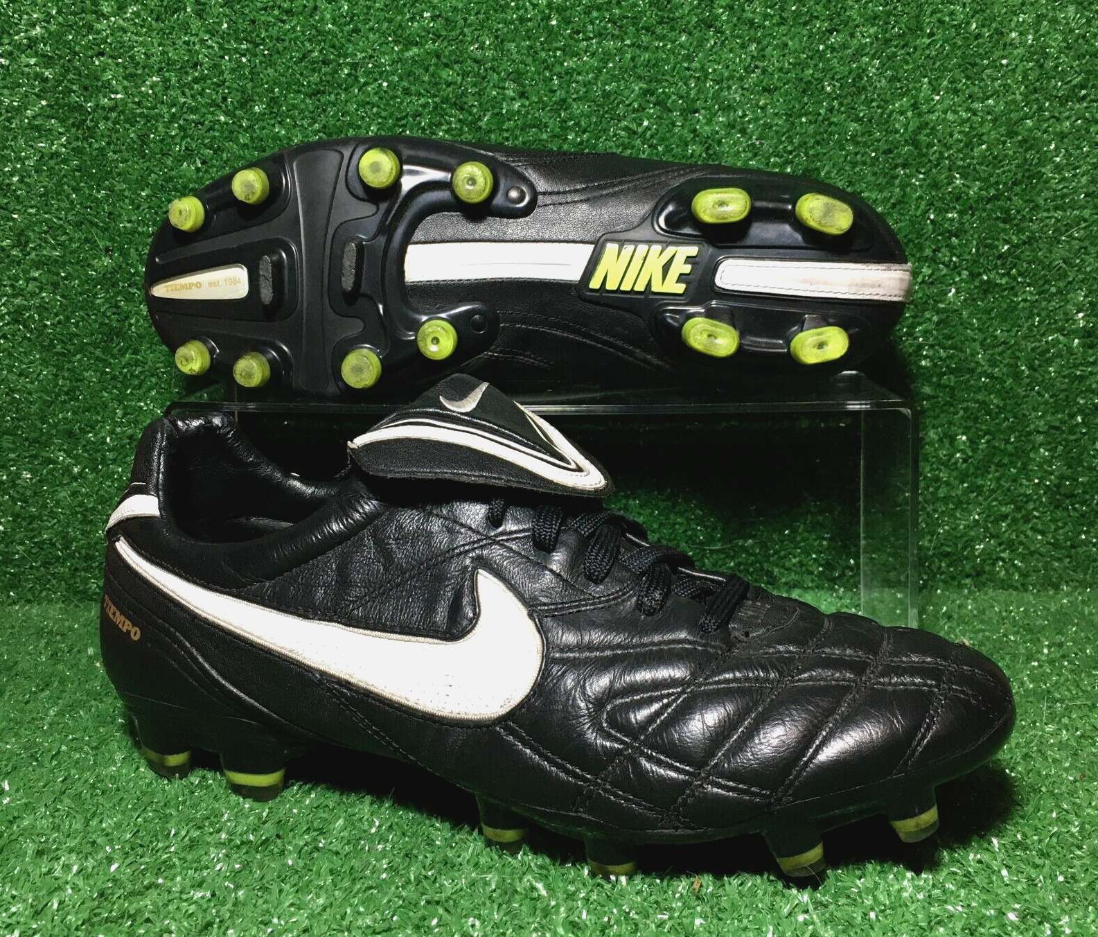 nike tiempo 42.5