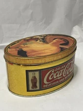 Coca Cola Vintage Bristol Ware Oval Shape Tin Box with Lid 6.25 "x 4.25" (1988)
