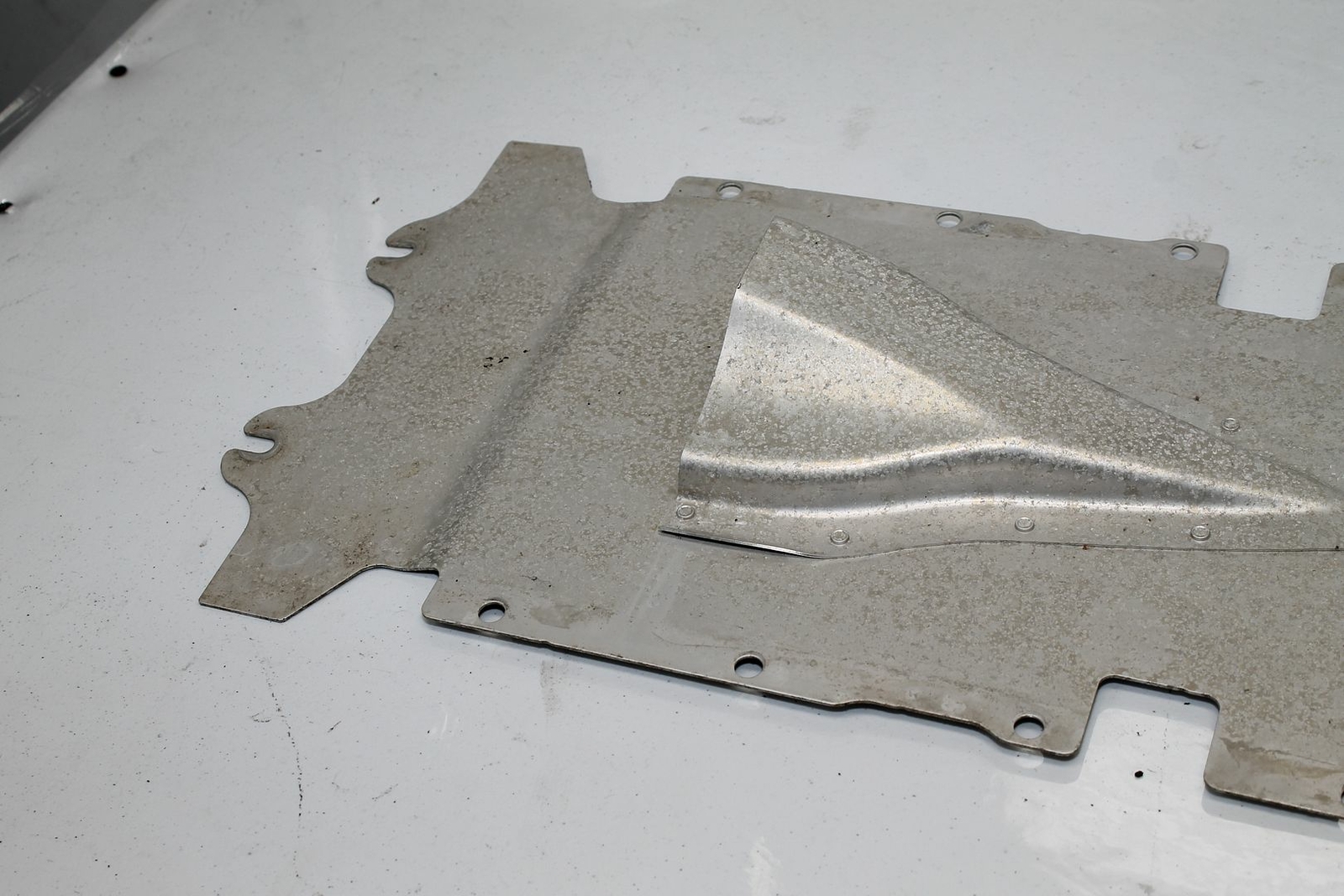 16-21 AUDI R8 V10 PLUS OEM DRIVESHAFT GUARD COVER SKID PLATE UNDER TRAY 17 18  