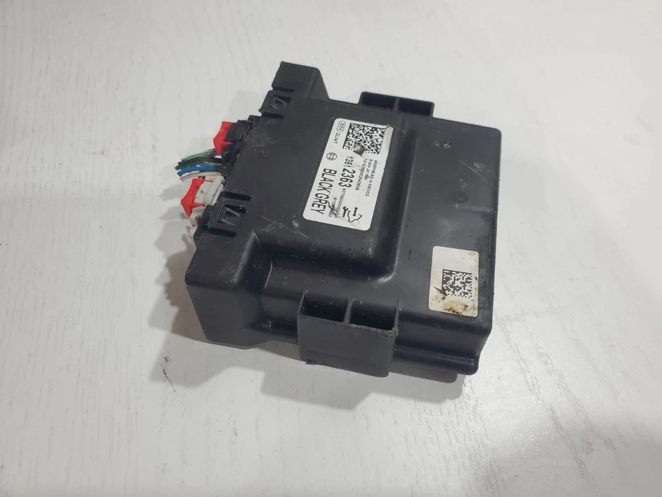 OEM 2016 2017 2018 Chevrolet Camaro PARK ASSIST CONTROL MODULE 13512363 6L4 - Image 4 of 4