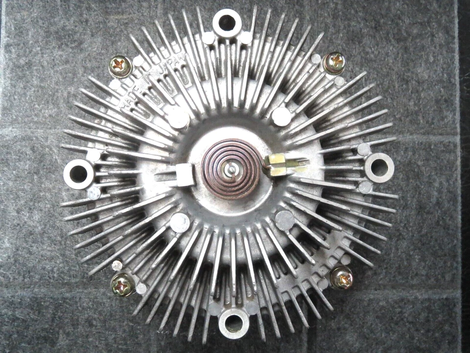 Embrague ventilador para Toyota Tacoma 2002-2023 2,7 L 2,4 L 16210-75100 - Hecho en Japón Foto 2 de 4