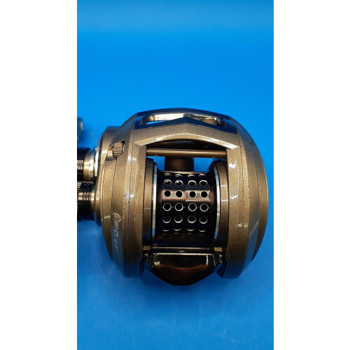 ABUGARCIA Baitcasting Reel REVO LT-LH 7.1:1 | eBay