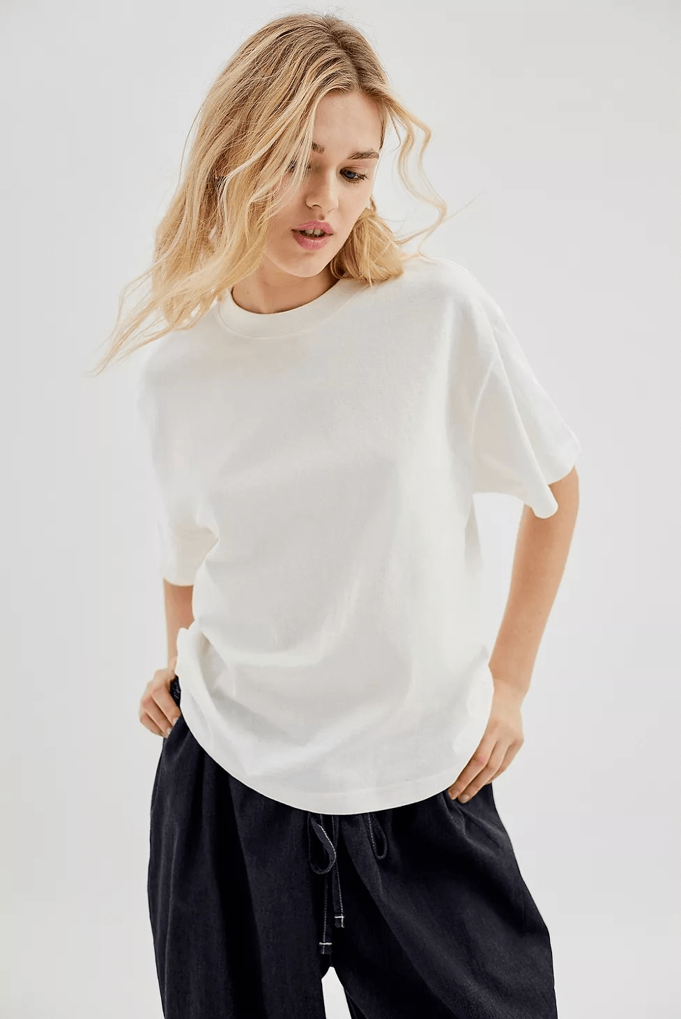 Urban Outfitters BDG Universal Boxy Tee White oversized L NEW
