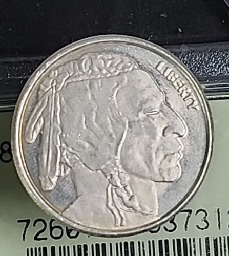 1/4 Troy oz. .999 fine Silver Buffalo Proof Round, Beautiful Coin Uncirculated